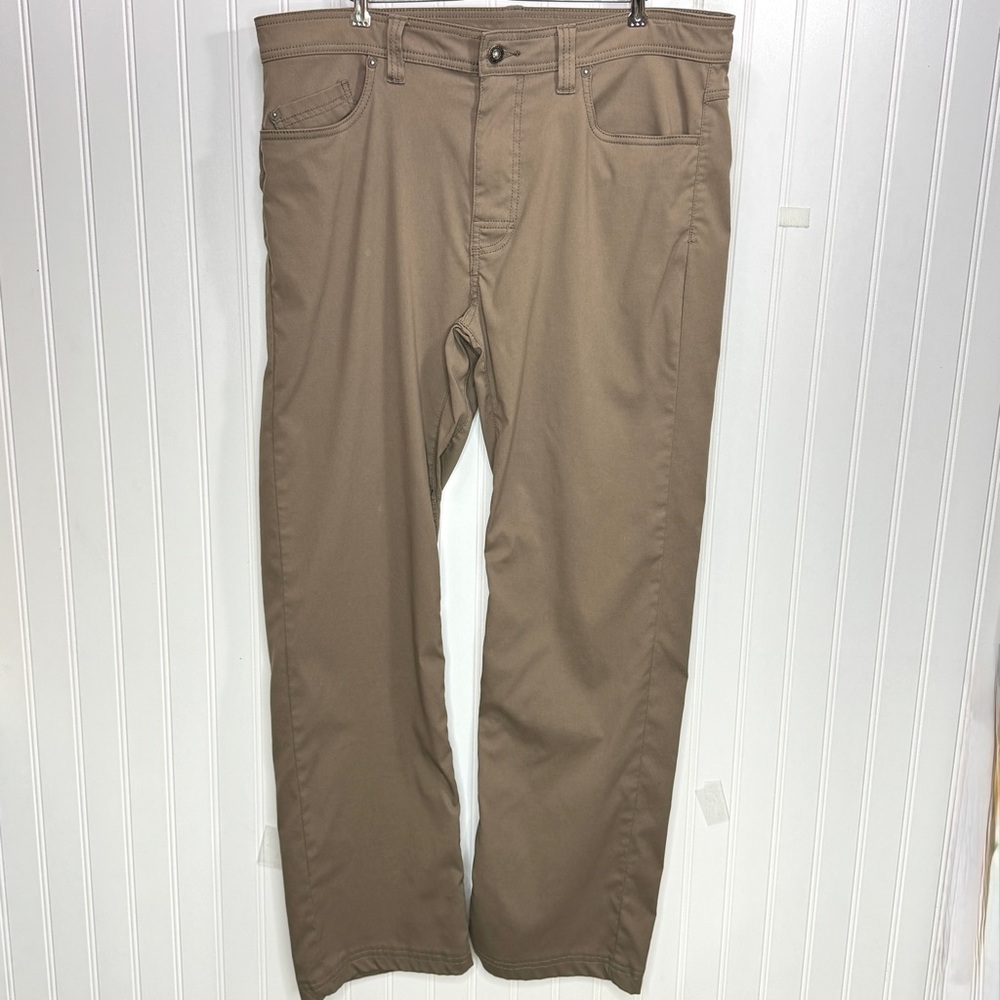prAna Slim Fit Khaki Pants Men’s 36x32(30) Beige Hiking Outdoor Stretch Casual